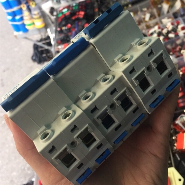 Aptomat 2 Pha 6000A không chống giật