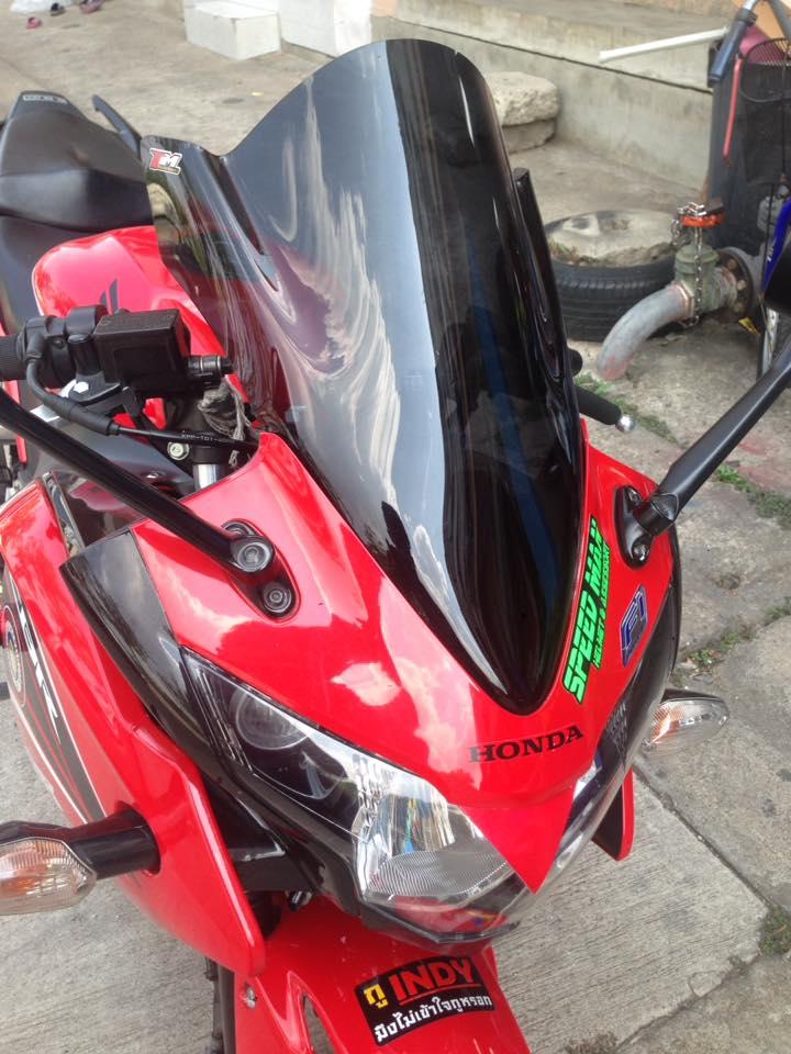 Kính chắn gió CBR150 Thaiand