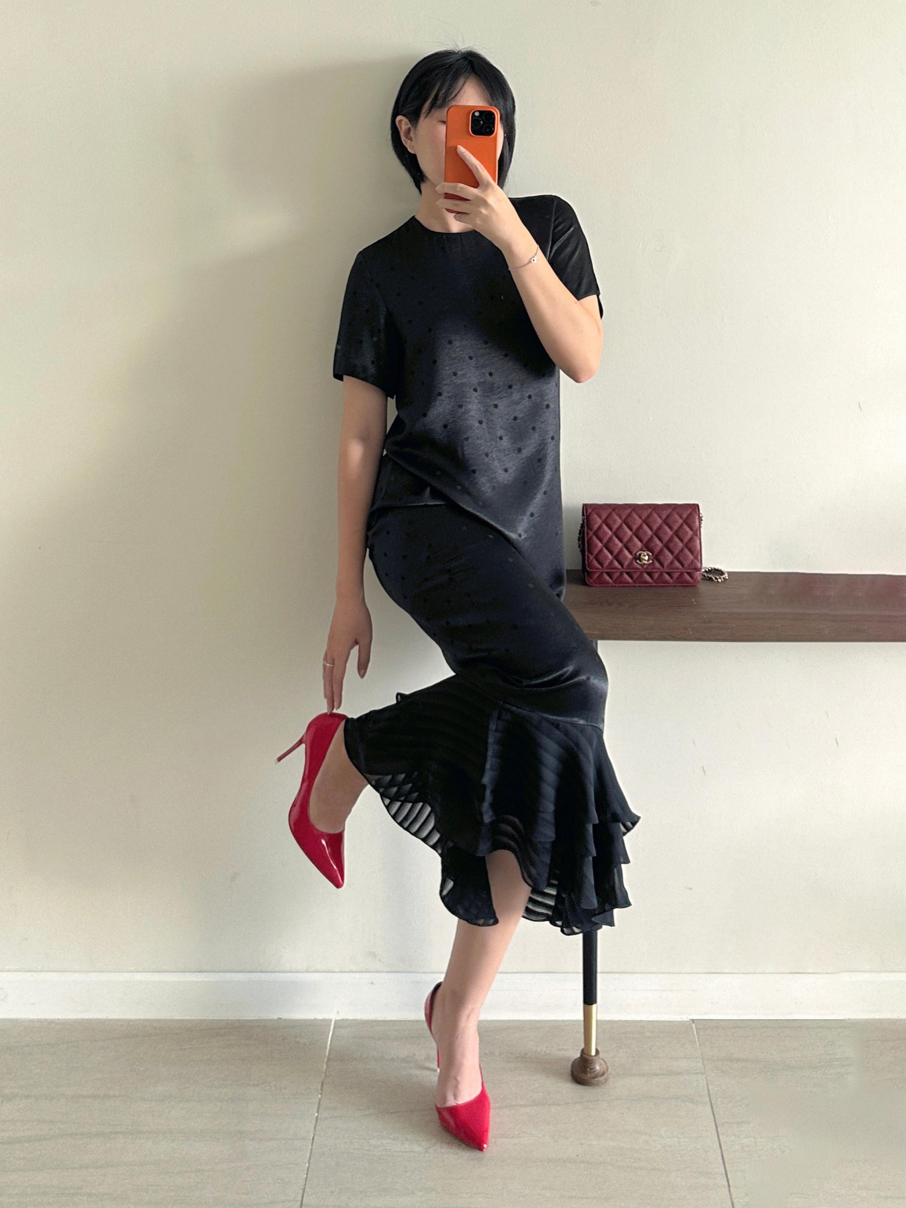 Đầm lụa tùng bèo Mauve Ruffled Mermaid dress