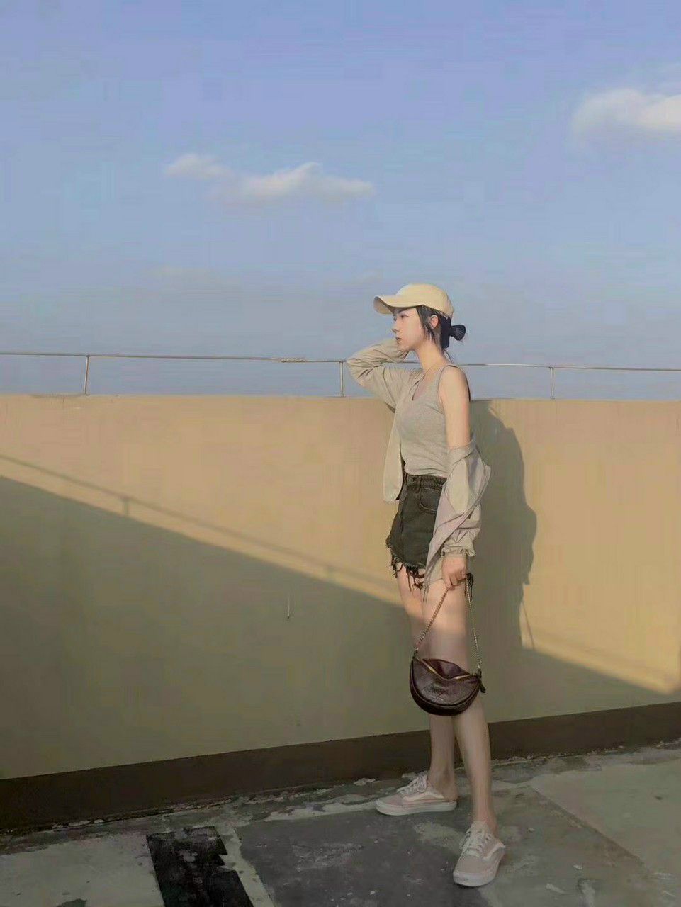 [HCM]Túi bao tử Cnk màu đỏ hàng tuồng