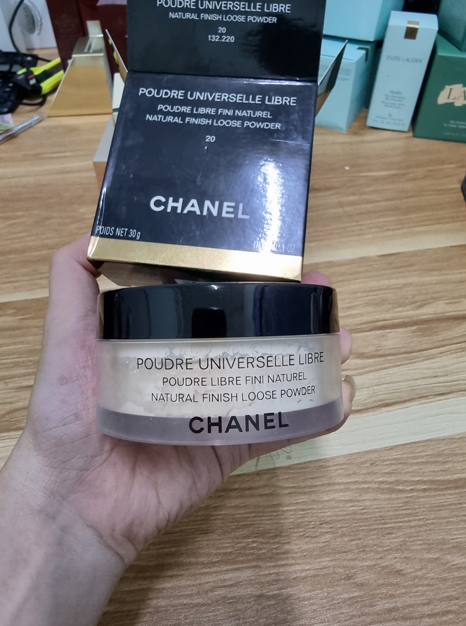 Phấn Bột Chanel Poure Universelle Libre 20 Clair 30G