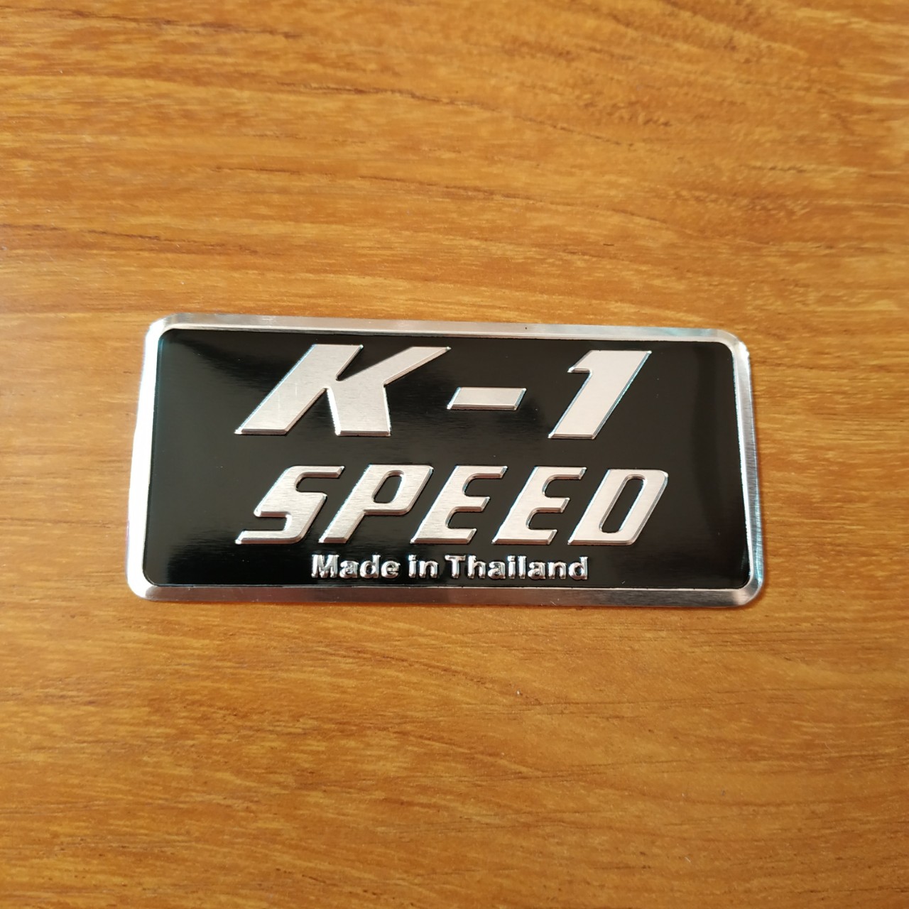 Tem nhôm dán Pô K-1 Speed 7.5x3.5cm