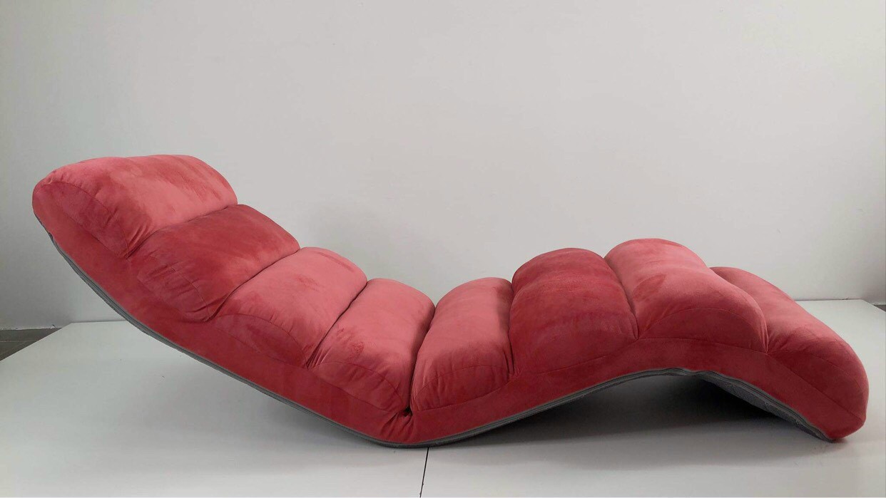 High-Quality Wavy Tami Chair