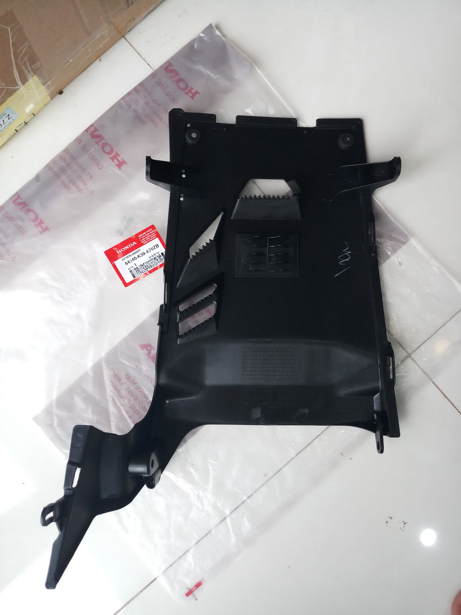 Lườn gầm Vario 2018