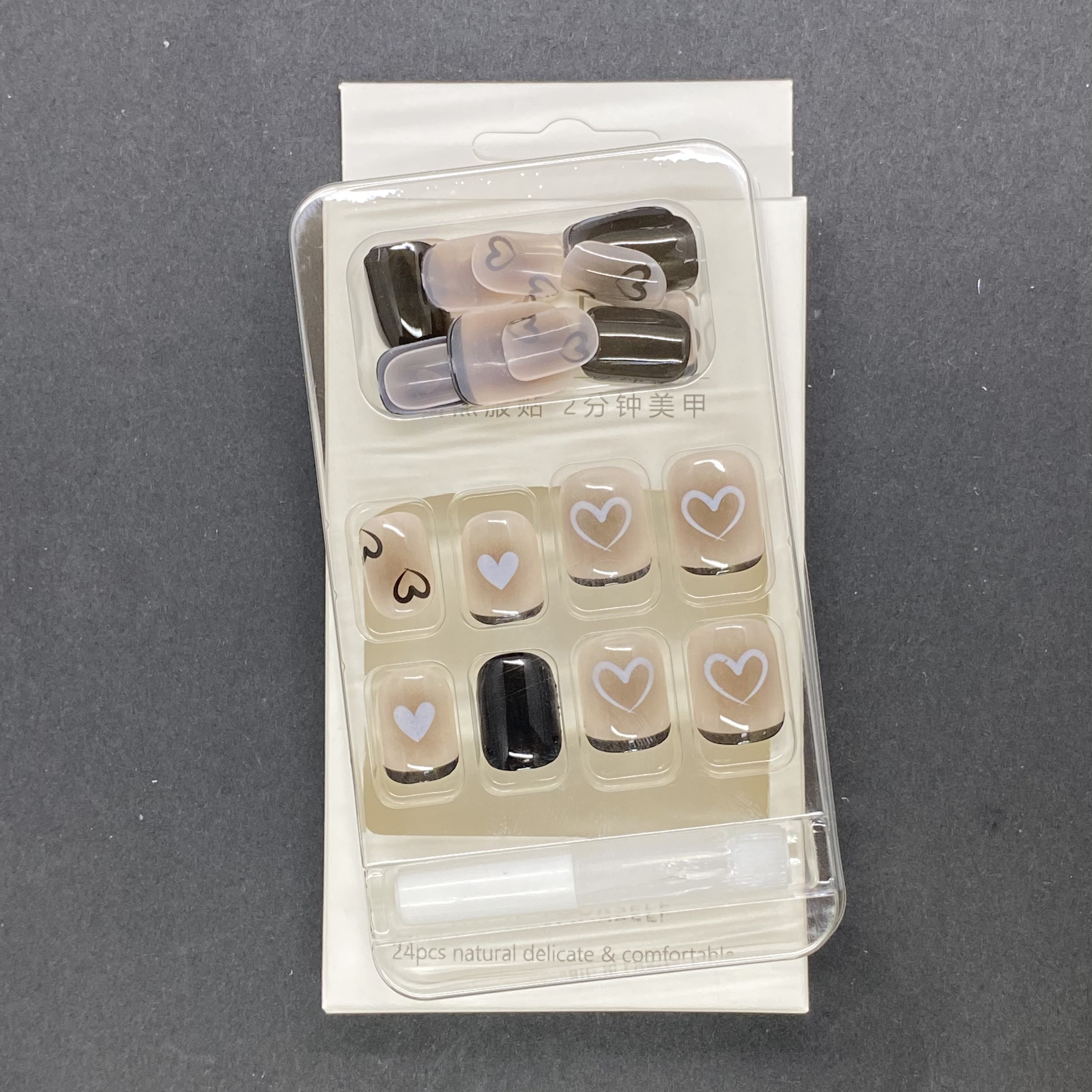 Bộ 24 móng tay giả nailbox đen họa tiết tim 💖💖 SẴN KEO DÁN 💖💖