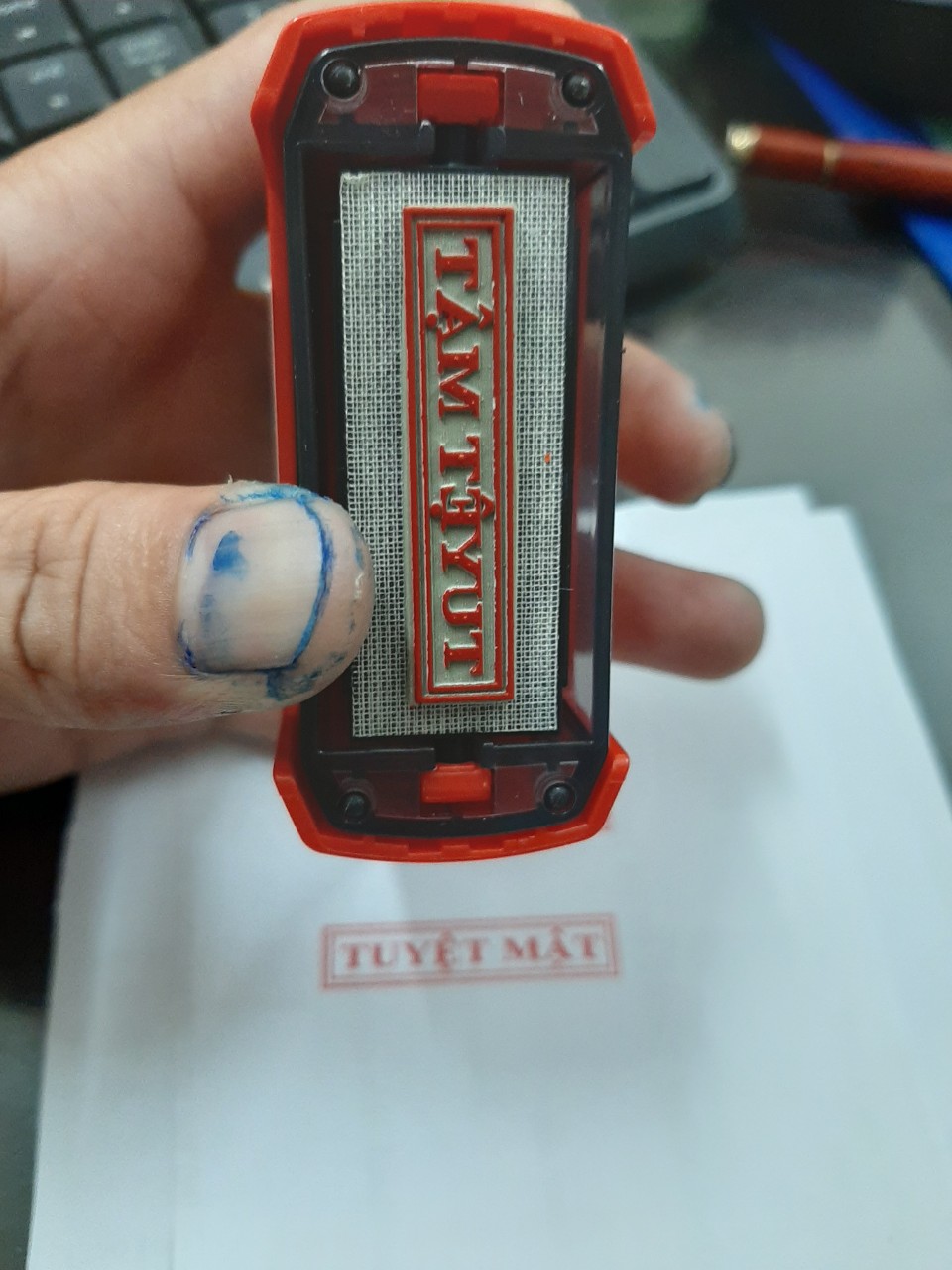 Con dấu "TUYỆT MẬT" (Chuẩn thông tư 24 BCA)