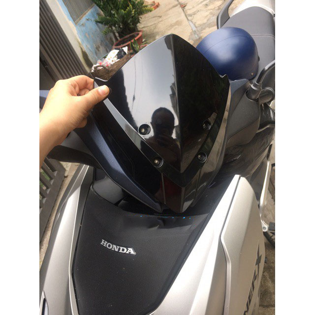 Mão xe Winner X mẫu mới( không ốc)