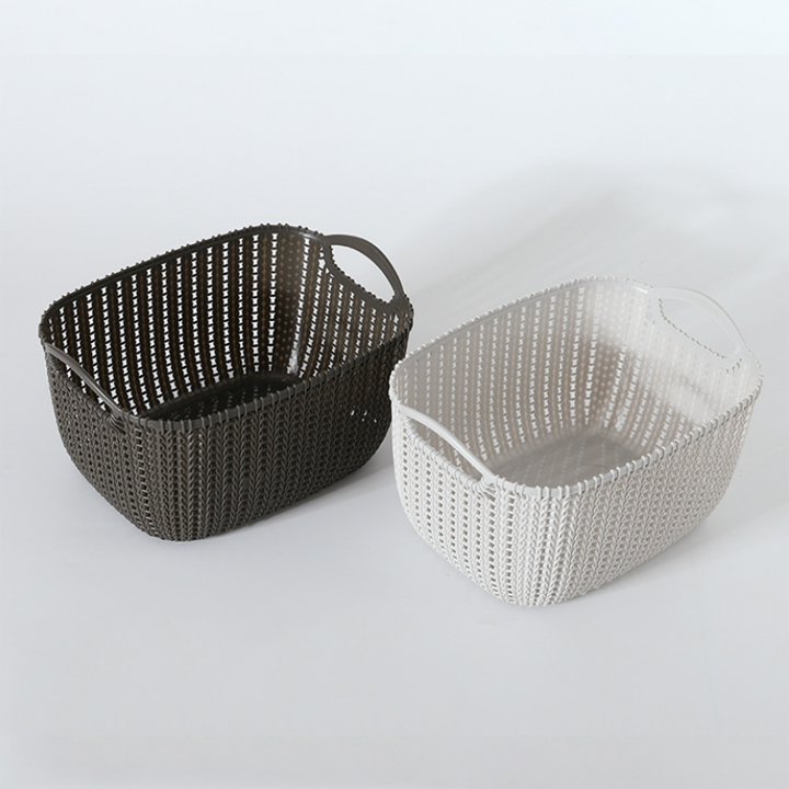 Giỏ nhựa giả mây đựng đồ đa năng (10x12x20cm)
