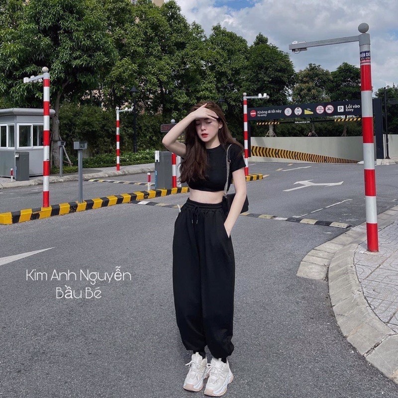 SÉT ÁO CROPTOP BOZIP KÈM QUẦN BOM