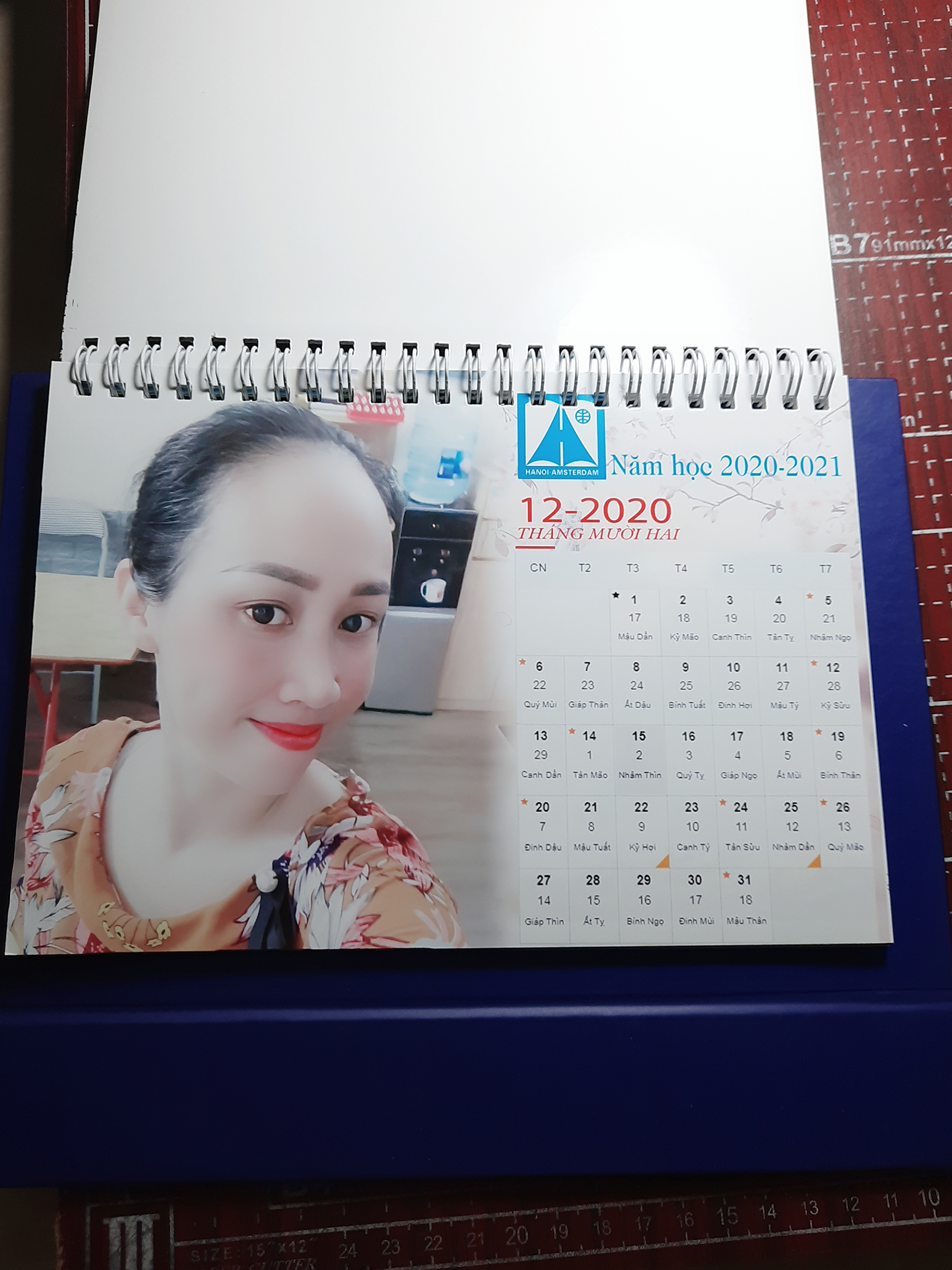 Đế lịch để bàn chữ A (ngang)