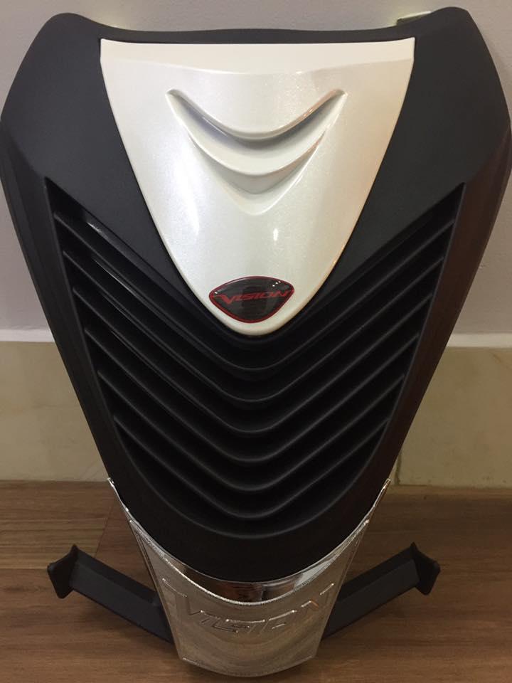 Mặt nạ xe Vision kiểu SH 2014-2019 ( trắng viền đen ) cao cấp Siêu Thị Việt