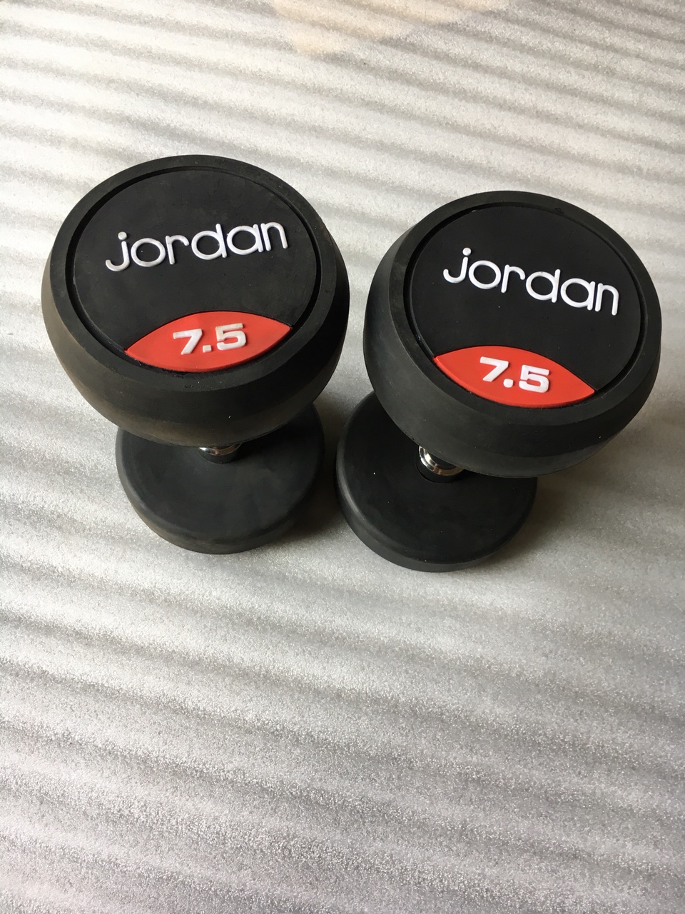 Tạ tay cao su jordan 7.5kg (1 đôi)