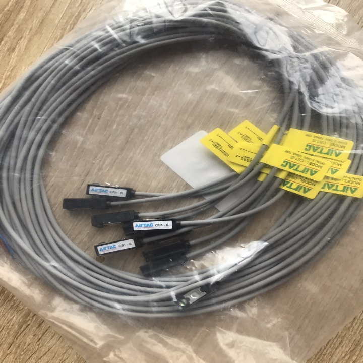 Cảm biến tiệm cận xi lanh CS1-S