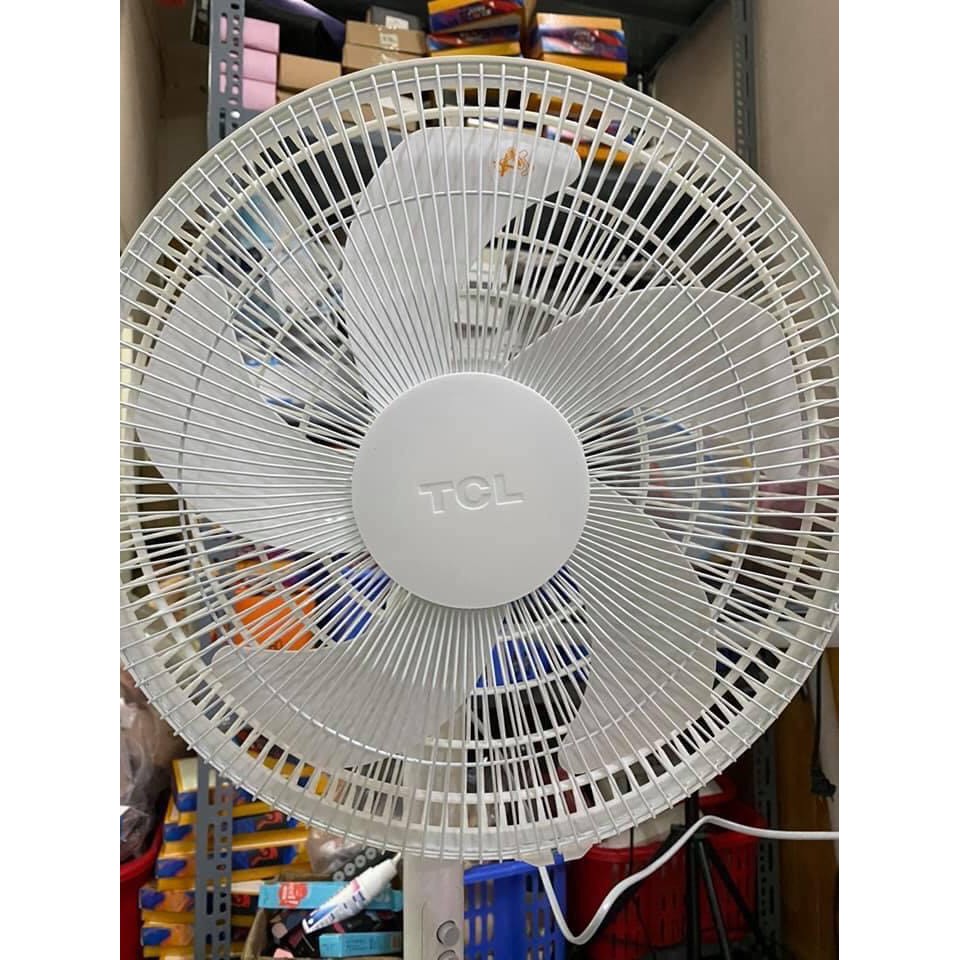 Quạt Cây Đứng Camel. Quạt 5 Cánh cao cấp.