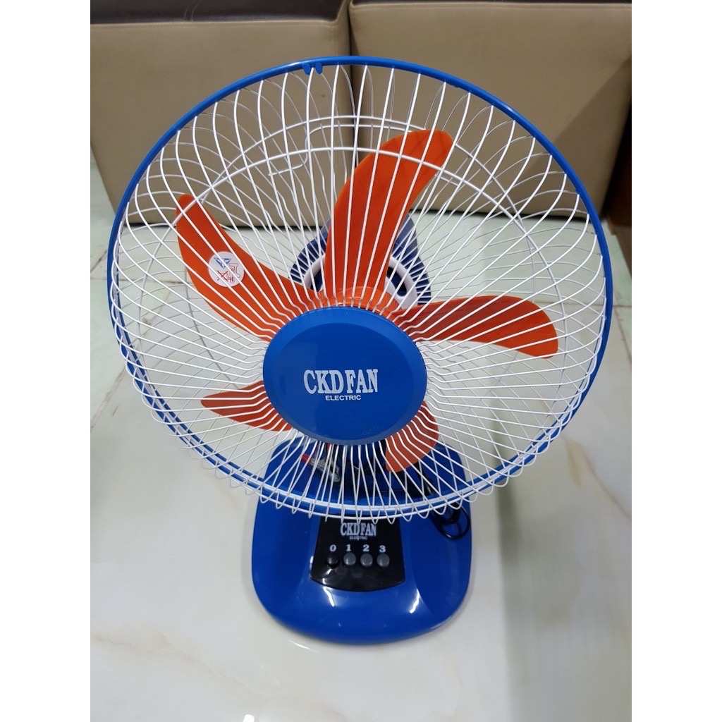 Quạt Bàn B300 Kẹp Bình Ắc Quy 12V CBD - Cánh 30cm - KHÔNG KÈM BÌNH ÁC QUY.