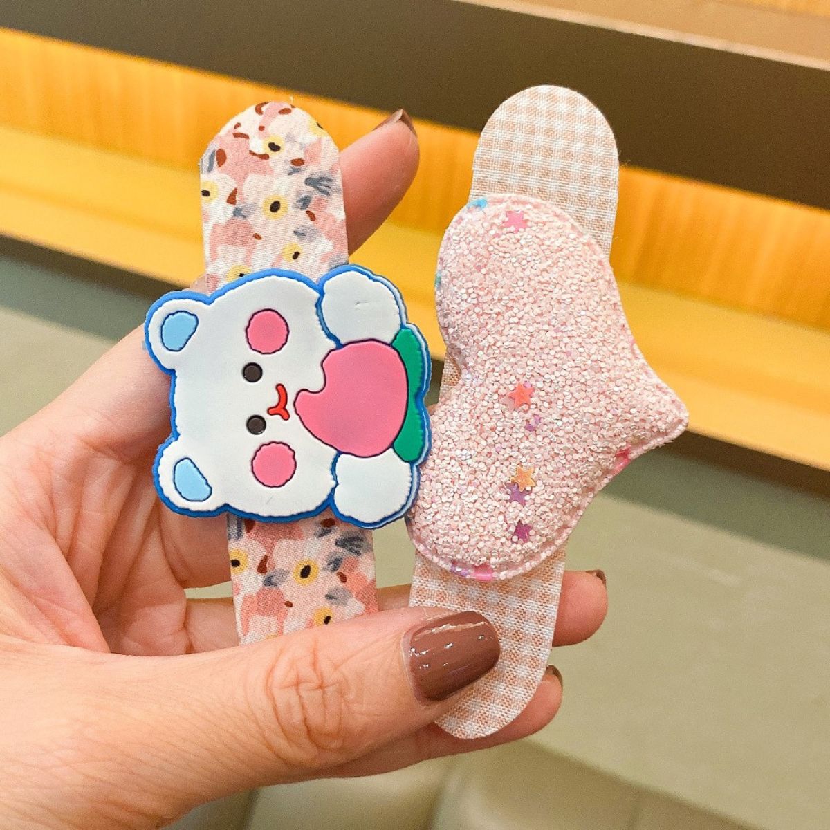 Set miếng dán mái tóc có sticker dễ thương