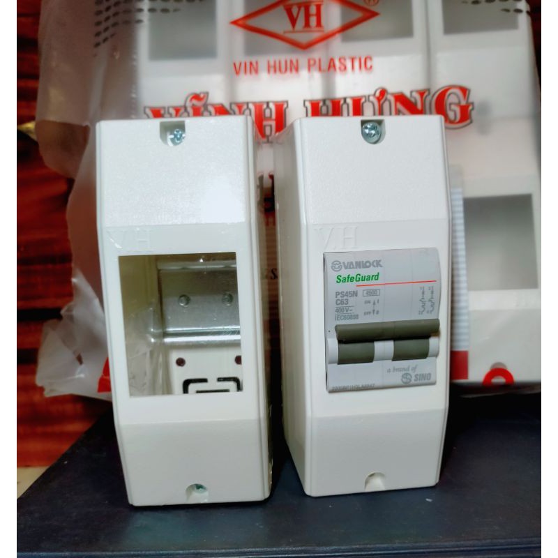 [HCM]Hộp bảo vệ CB đôi - Nắp che CB điện đôi