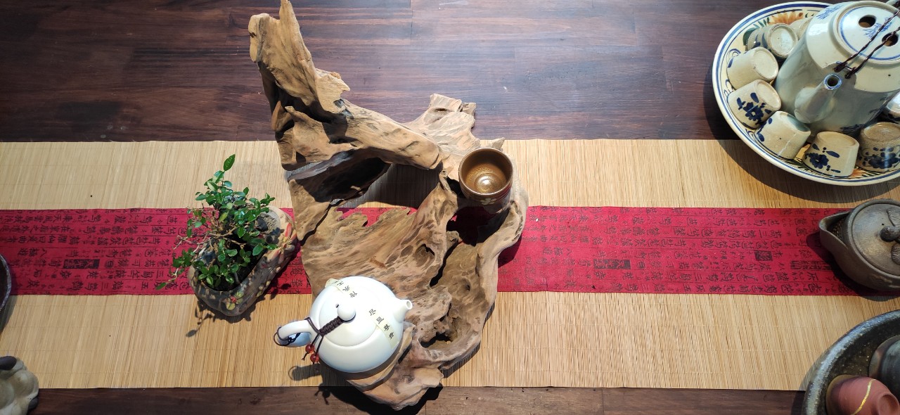 Ấm Trà Gốm Sứ Trắng