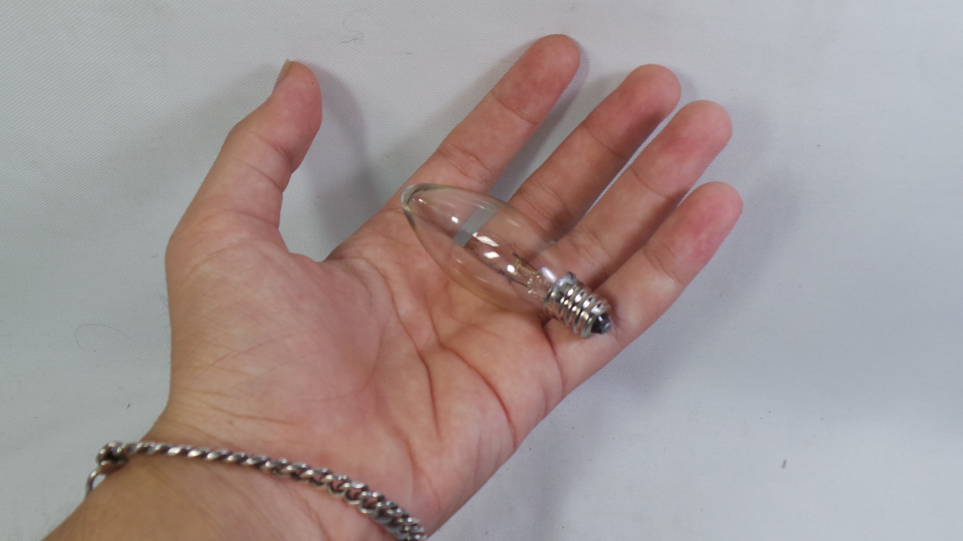 Bóng ớt cà na sợi đốt E12