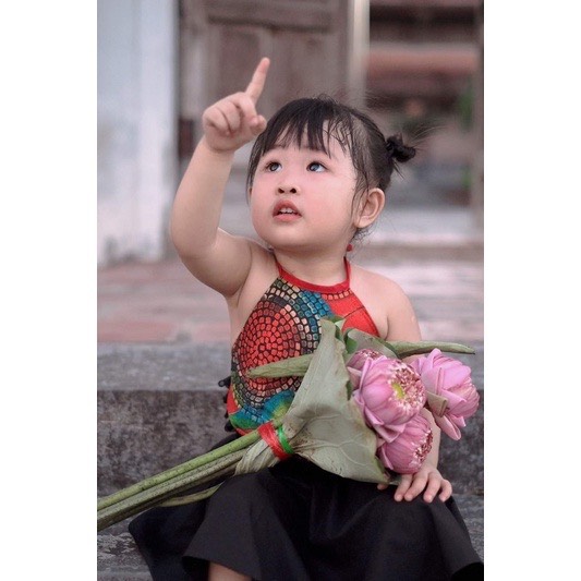 Set yếm kèm mấn cưng xỉu cho bé
