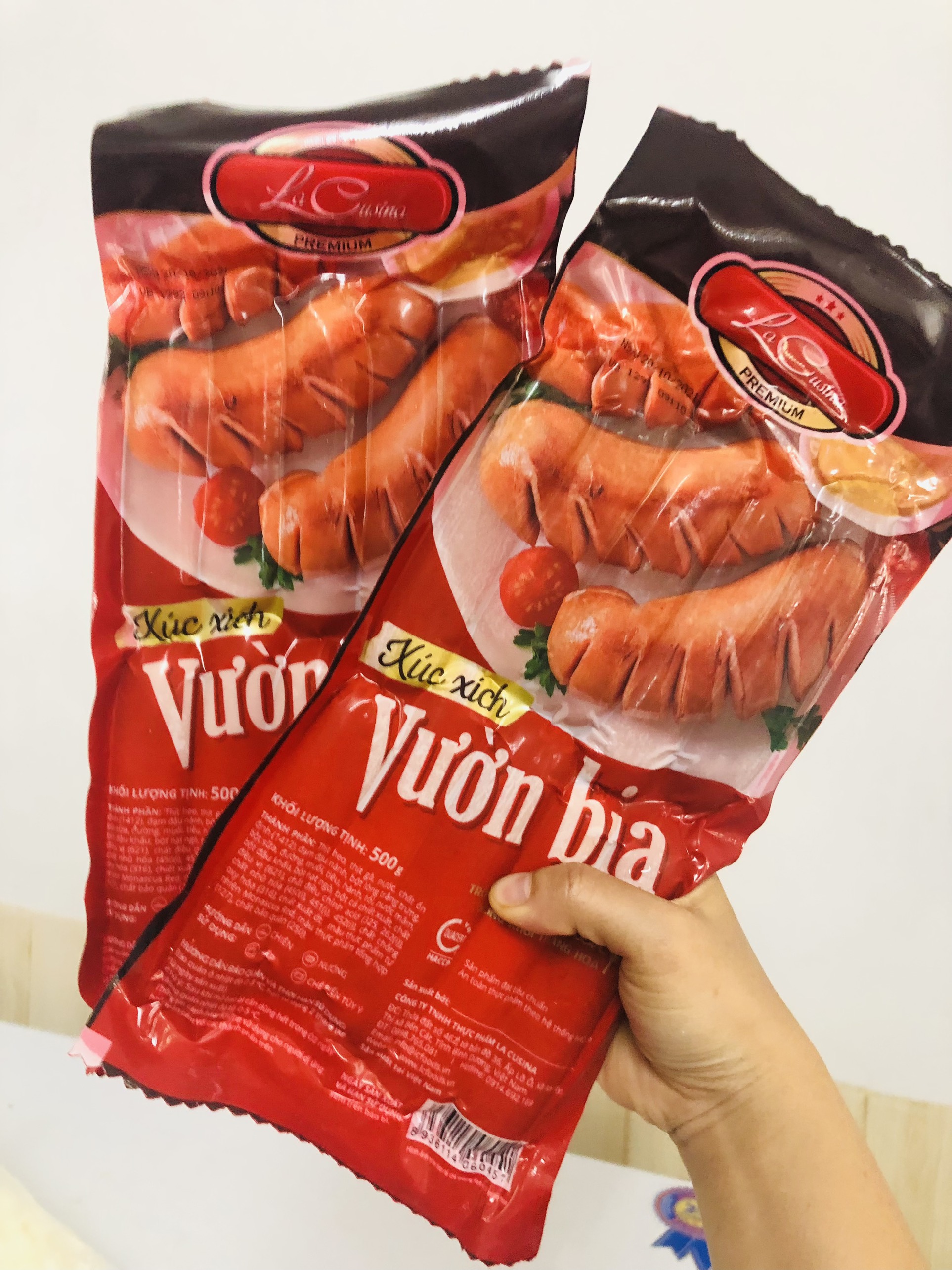 1kg xúc xích VB cao cấp Lacusina (2 gói)