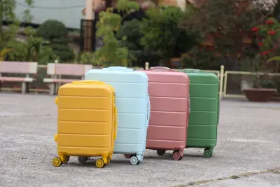 Vali du lịch BAMOZO DORIS vali kéo nhựa size 20inch- Bảo hành 5 năm