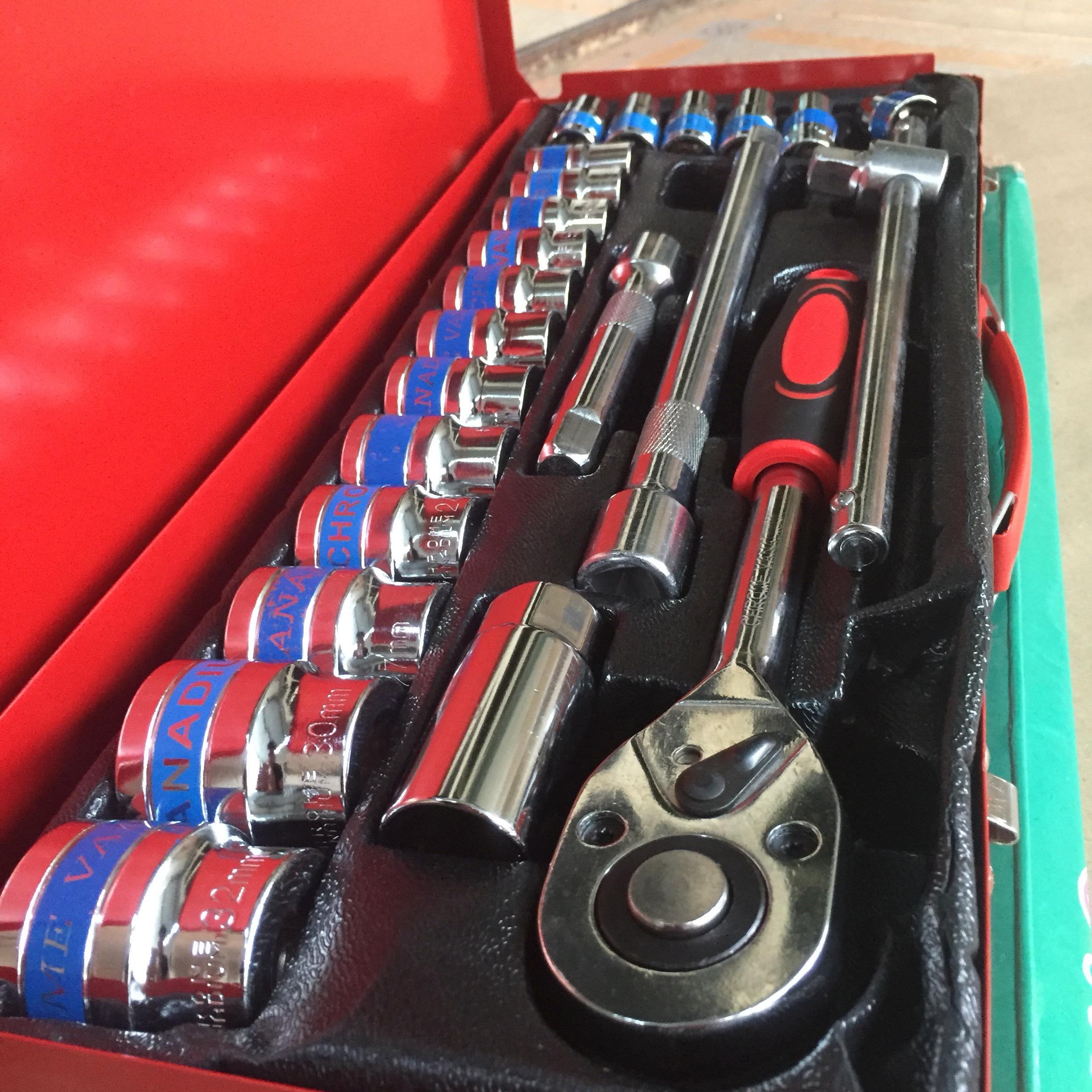 Bộ tuýp vặn khẩu 24 chi tiết socket wrenches