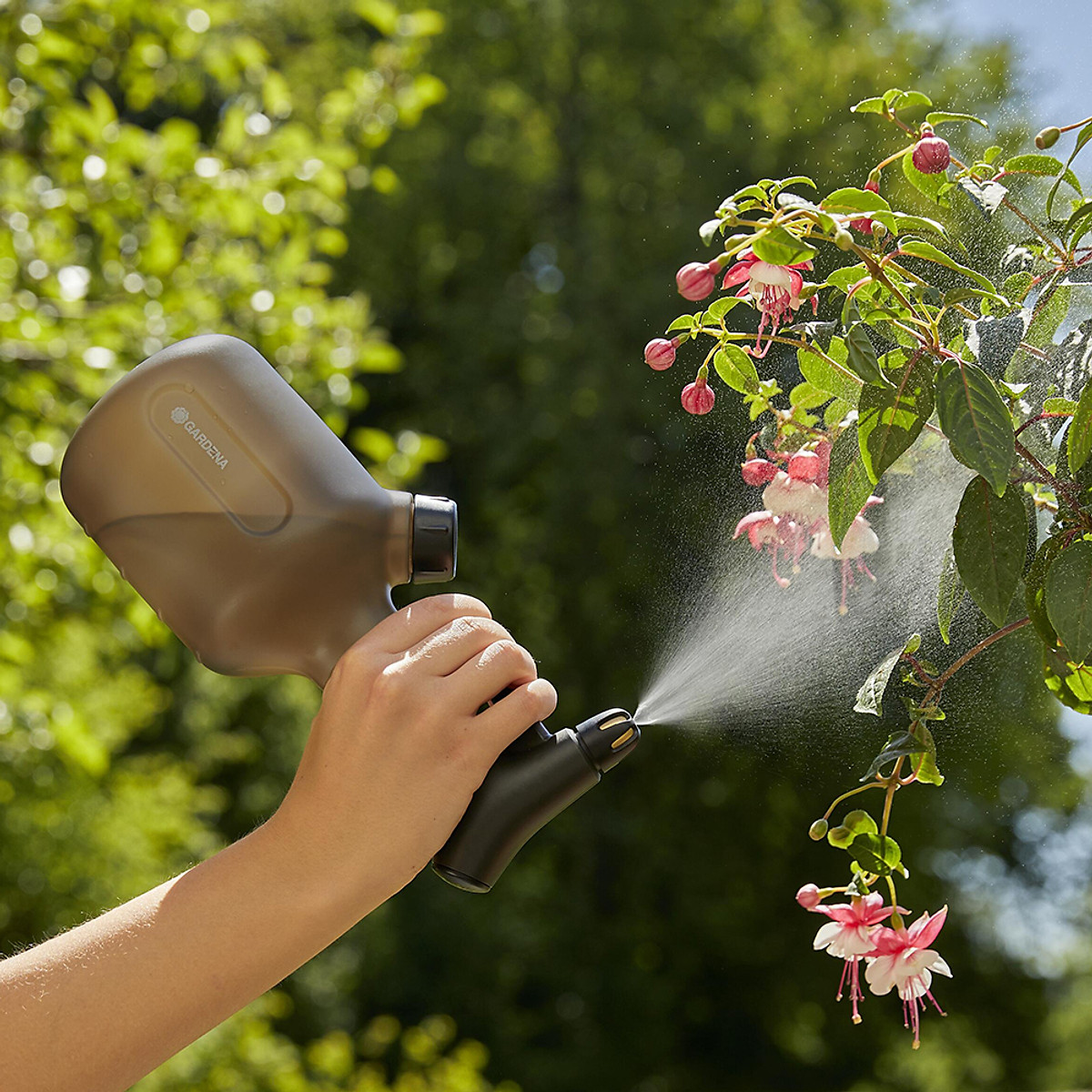 Bình Tưới Cây 1Lít Gardena 11112-20