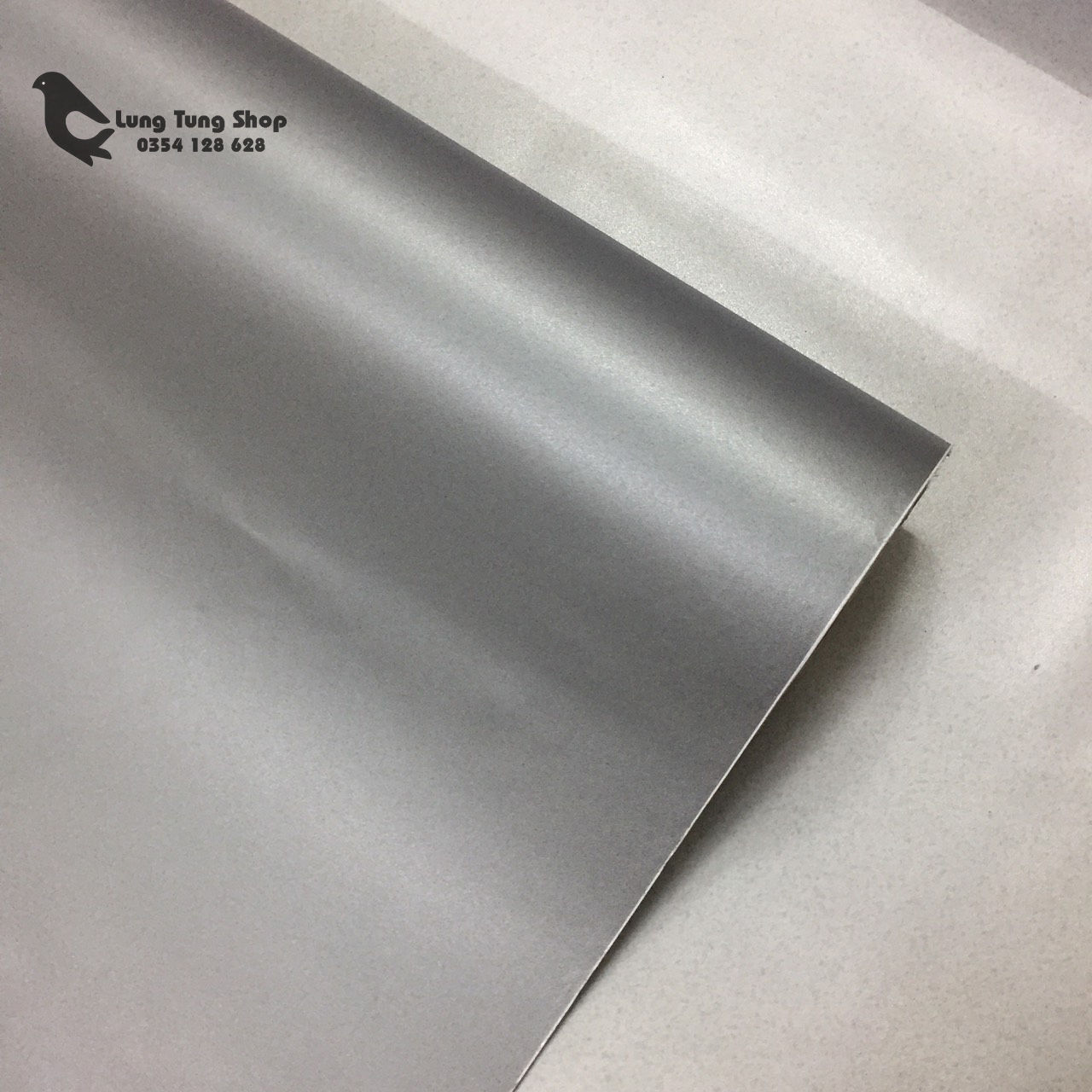 giấy dán tường có keo - decal xám nhám ( khổ 1,2m )