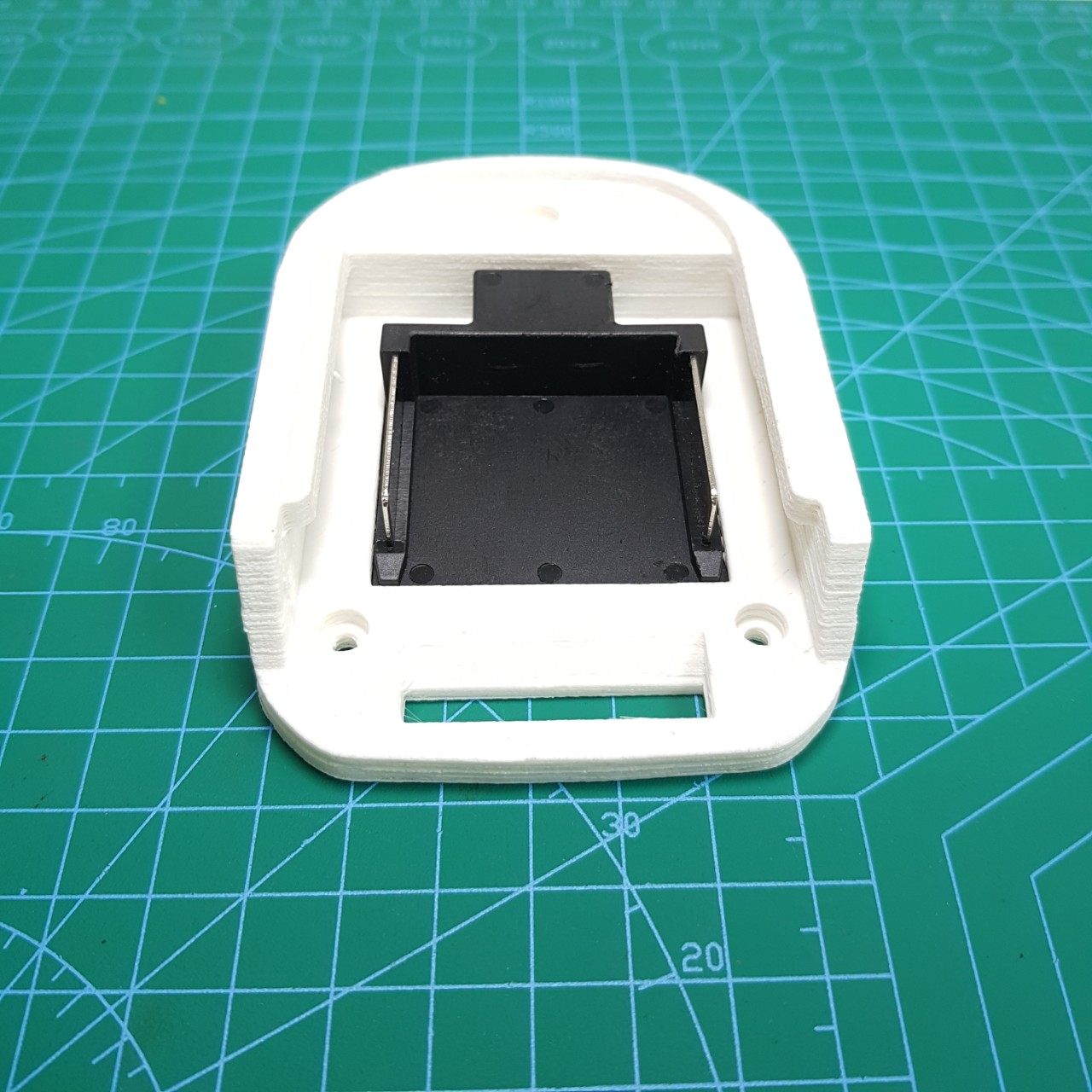 Đế pin makita 18V - 14.4V Chân đế pin makita, đế pin makita, chân pin makita, pin makita chân khuôn cho máy makita trượt 12v - 18v