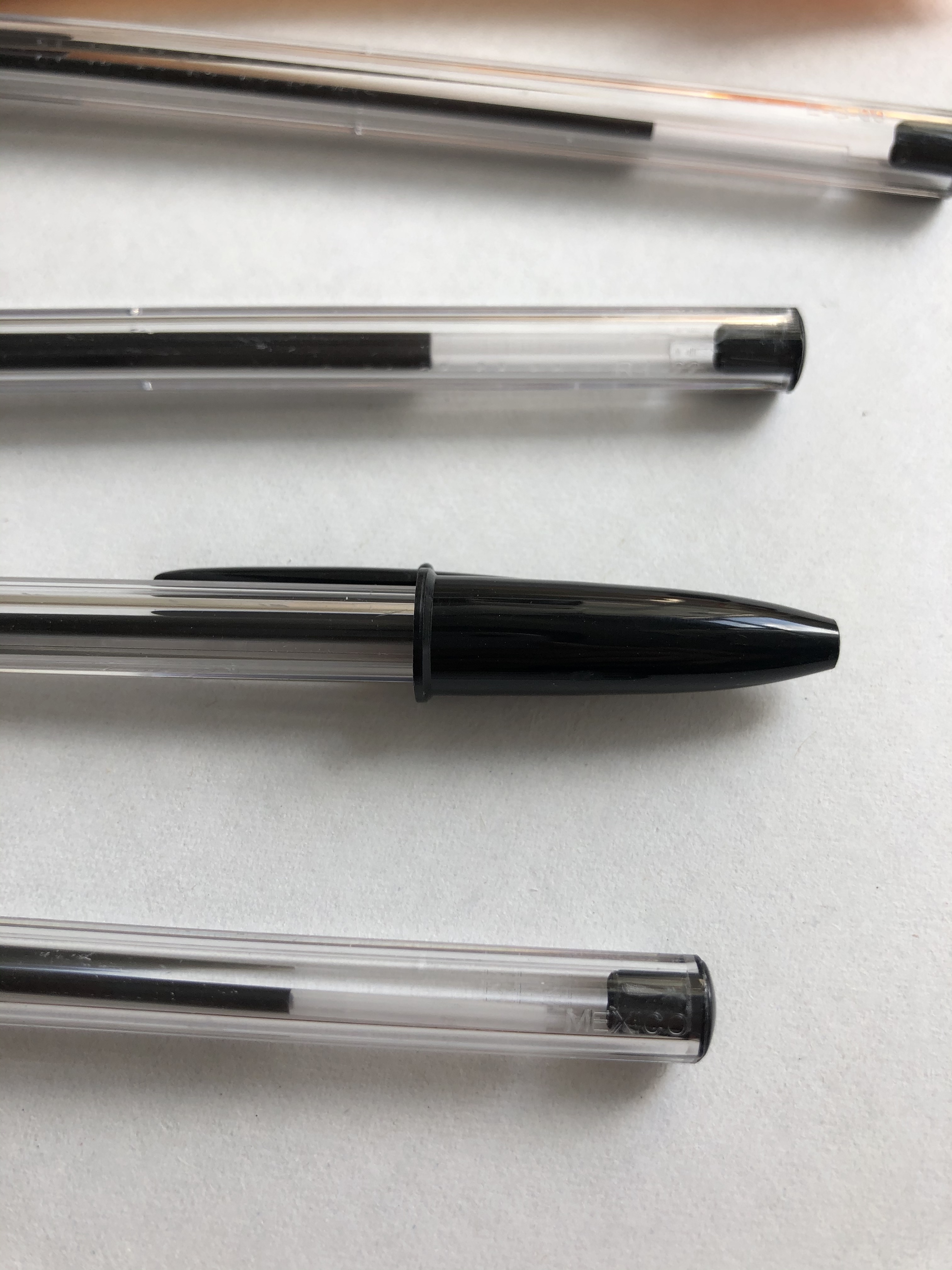 [HCM]6 bút bi Bic pen tapping thân trong Cristal