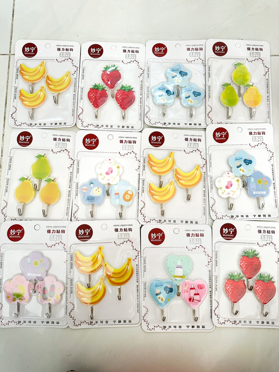 Vỉ 3 Móc Dán Có Đinh Đóng Tường Cute