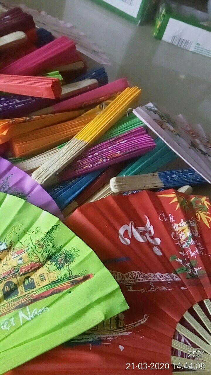 Quạt vải Huế