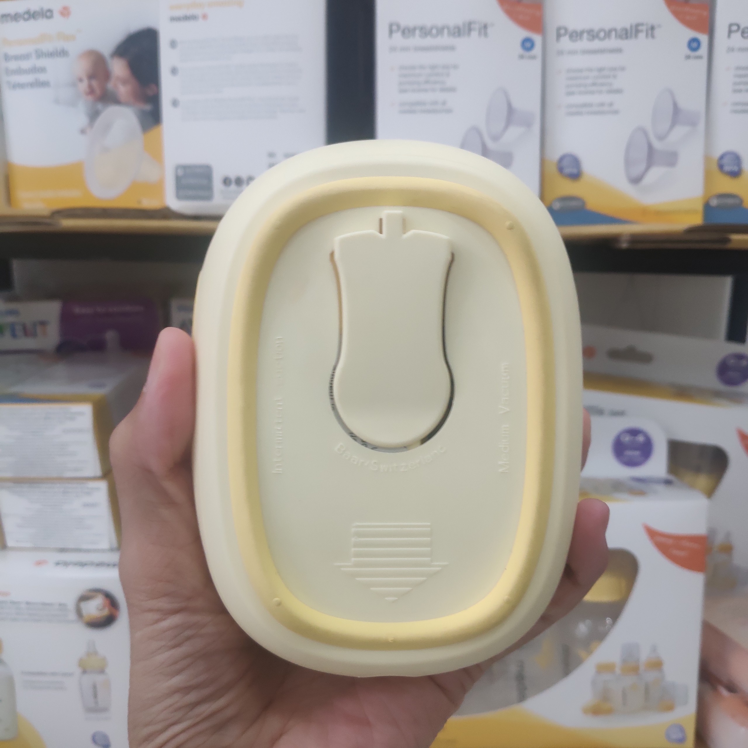 [HCM]Máy hút sữa Medela Freestyle Like New