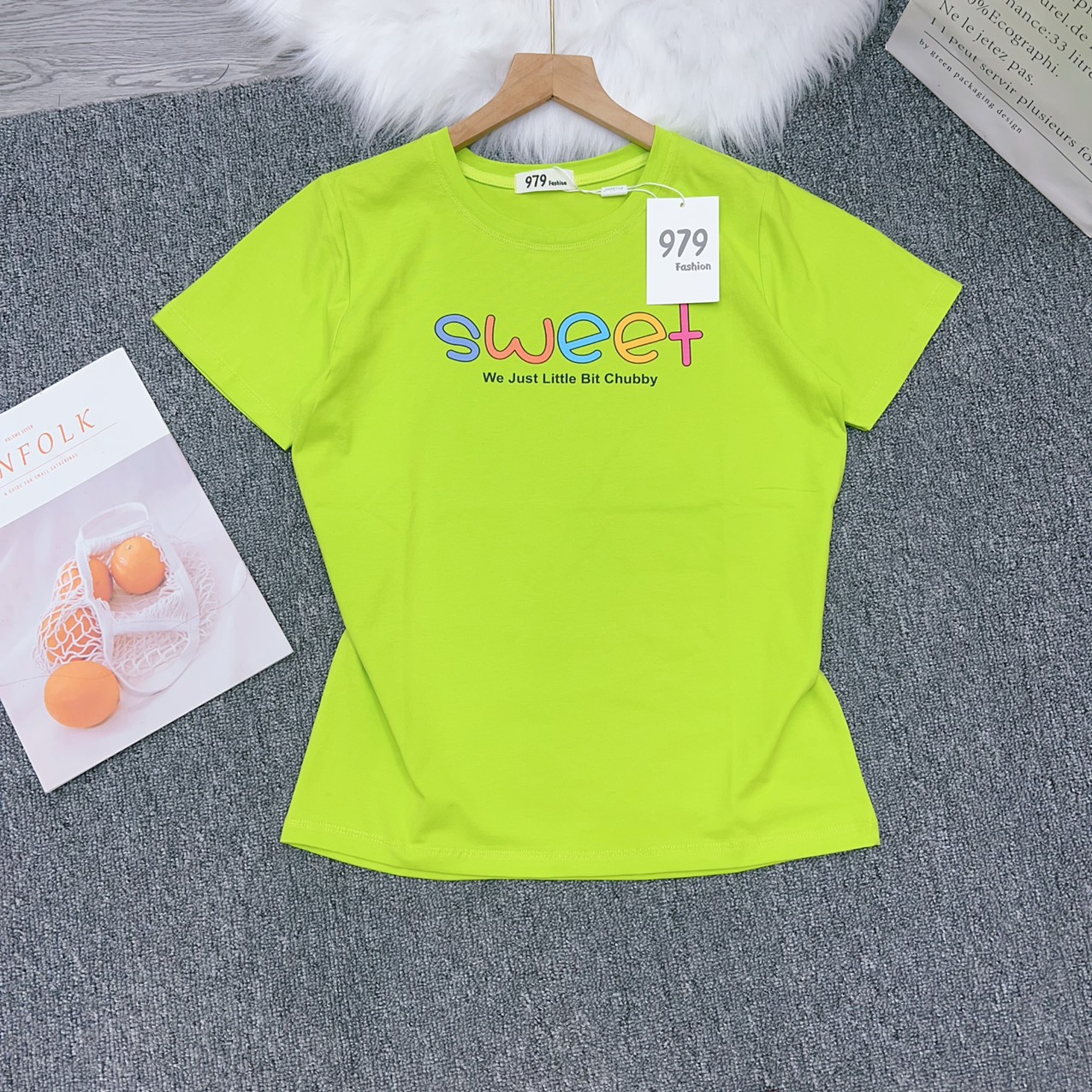 Áo thun nữ cotton Thái dáng vừa phối chữ
