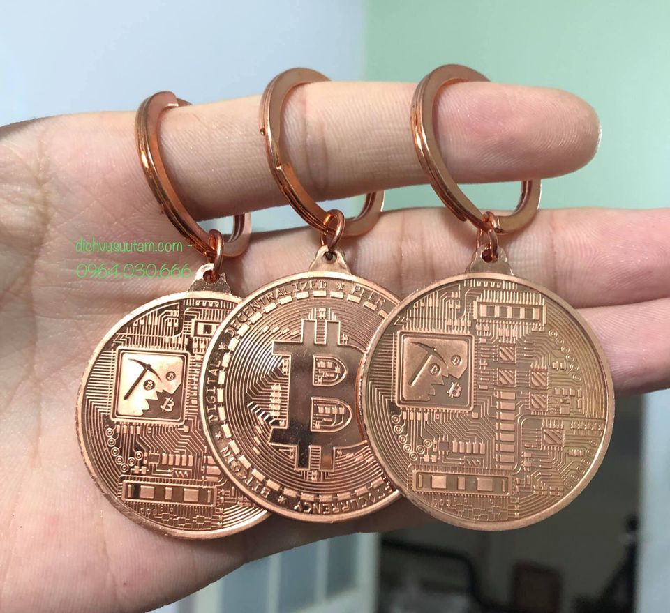 Móc khóa Bitcoin mạ đồng, độc và lạ