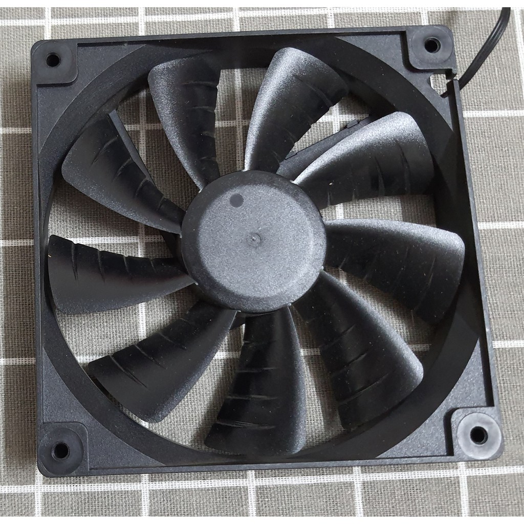 Quạt tản nhiệt Fan EVGA 140mm