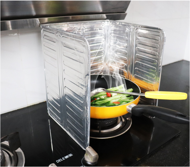 Combo 2 Vách Ngăn Tấm Chắn Dầu Mỡ Hình Cá (32x168/ 2 Tấm)