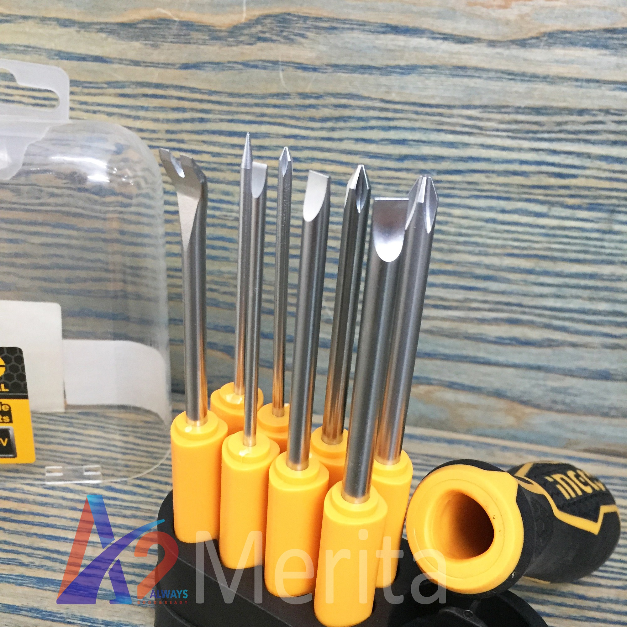 Bộ 9 tua vít đa năng INGCO AKISD0901