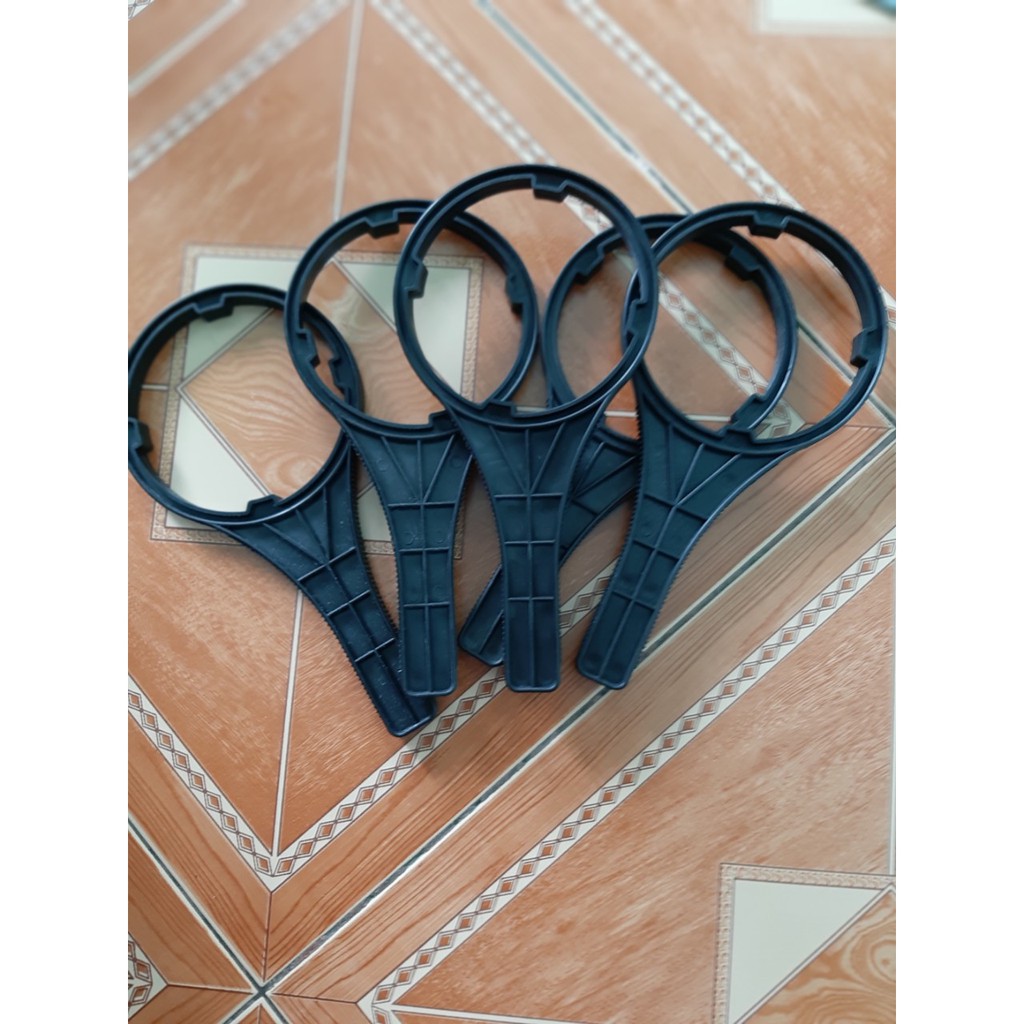 Tay vặn cốc lọc nước 10 inch, khóa mở cốc máy lọc nước