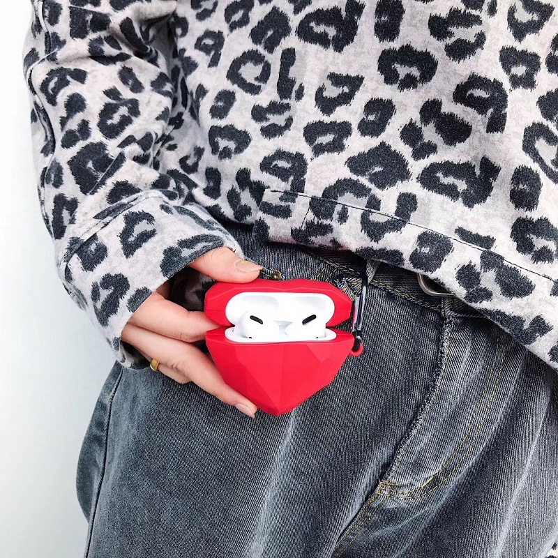 Vỏ Bọc Tai Nghe AirPods 1/2/3/Pro Ốp Bảo Vệ Silicon Trái Tim - Mario Shop