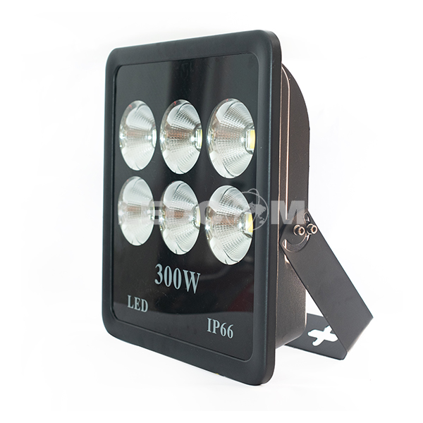 Đèn pha cốc 300W chống nước chiếu sân bóng siêu sáng