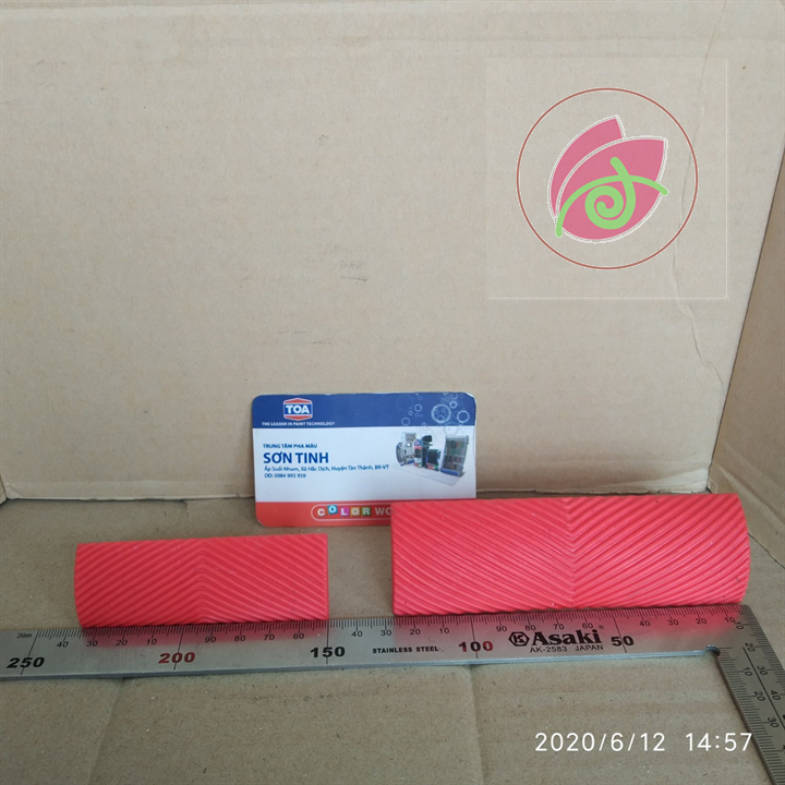 Dụng cụ tạo vân gỗ , đùng trong sơn giả gỗ  (2 miếng) ( có 2 mẫu, khách nhớ lựa mẫu)