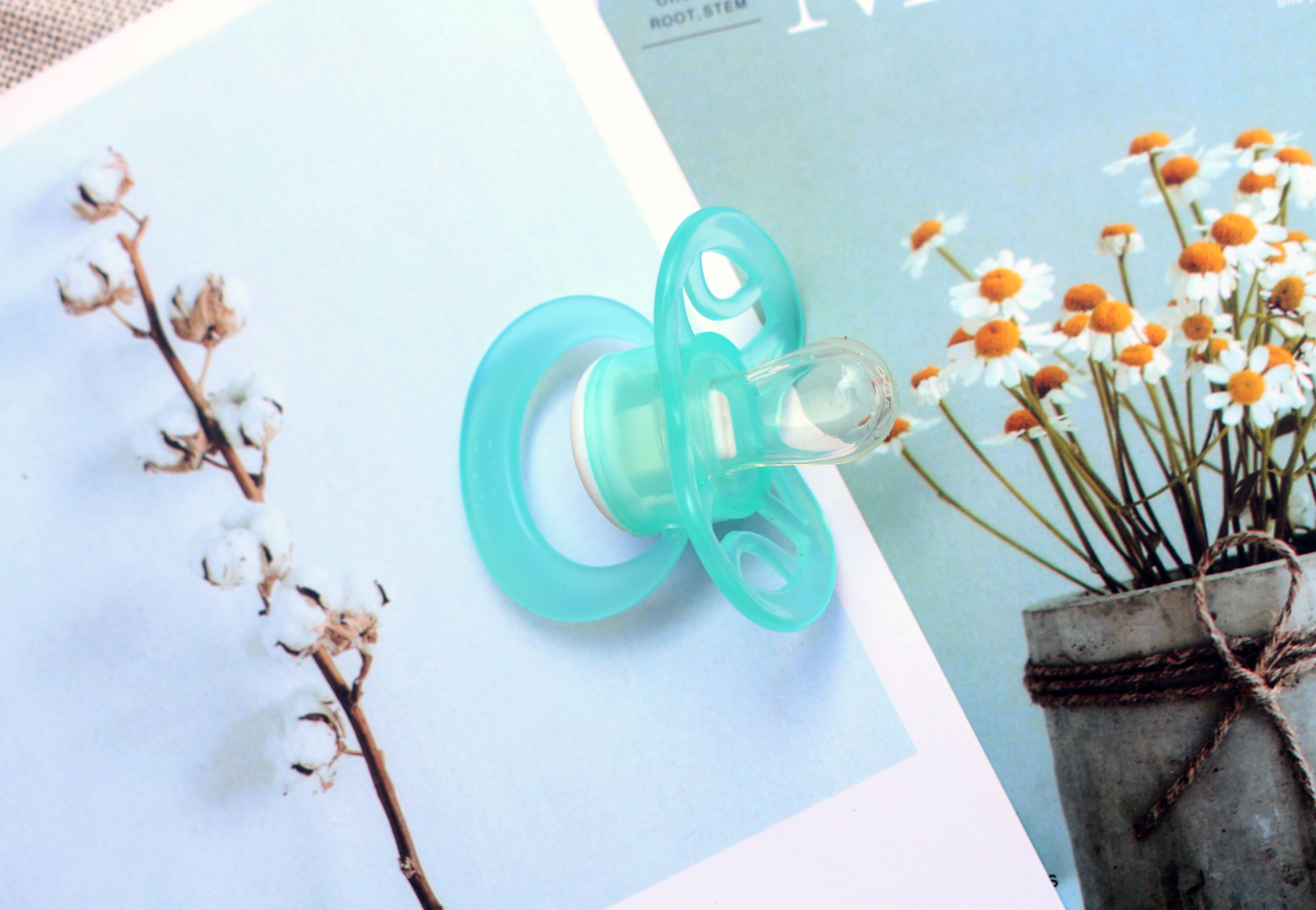 Pur Flat-Head Pacifier