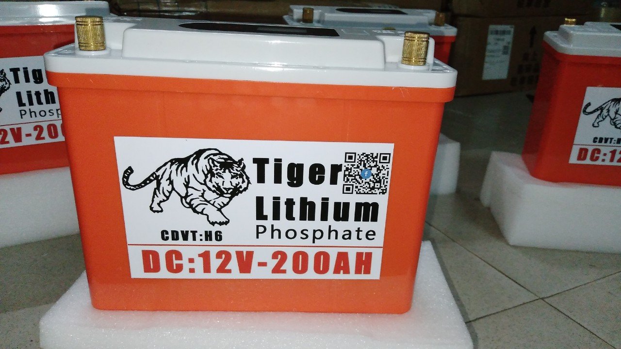 Bình Pin lithium 12V - 200Ah Chống thấm nước