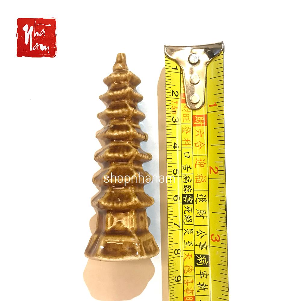 Tháp chùa vàng phụ kiện thác nước phong thủy