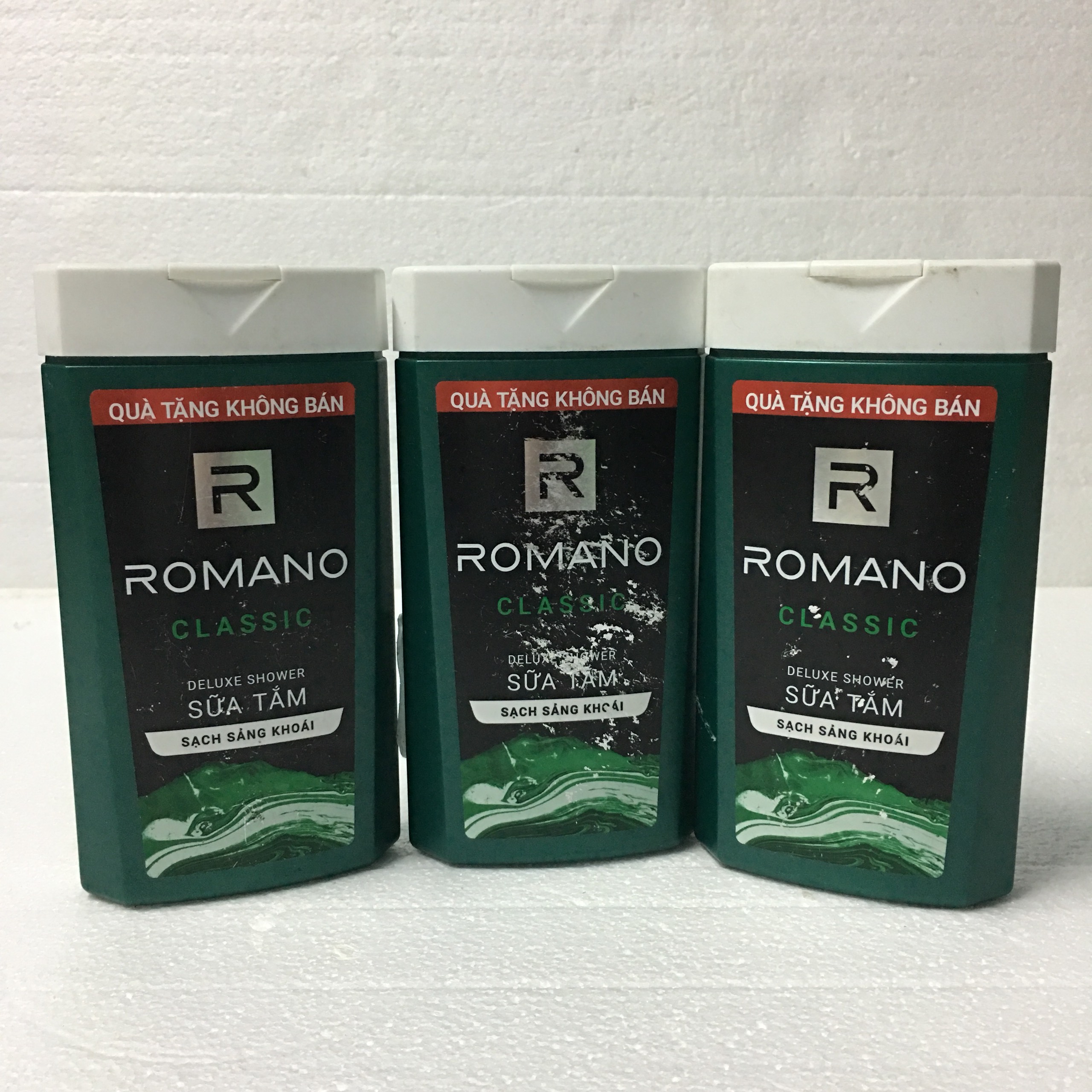 3 Chai Sữa Tắm Cao Cấp Romano Classic 180g