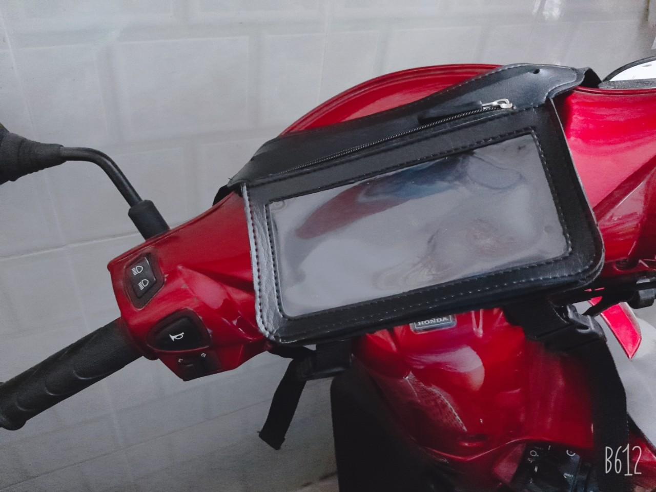 Túi treo đầu xe máy Ver 5.0 Mới nhất năm 2019 - M109 chuyên dụng dành chạy grab, bee, goviet, xe ôm công nghệ dùng tìm đường thành phố