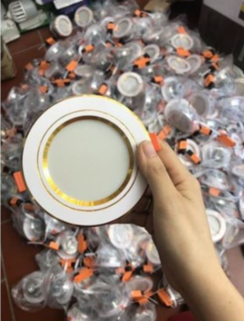 Đèn âm trần, mắt trâu LED 7W 3 màu, phi 90