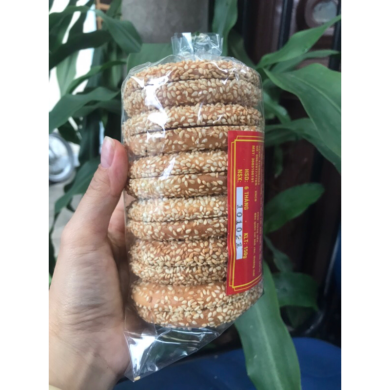 Bánh mè ( bánh vòng mè) 1 túi 12 miếng